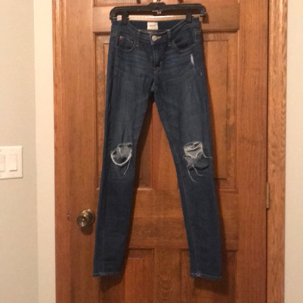 Hudson mid rise distress skinny jean.